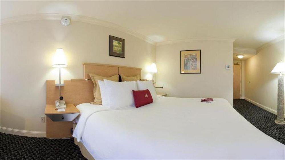 Crowne Plaza Hotel Foster City-San Mateo By Ihg Exterior photo