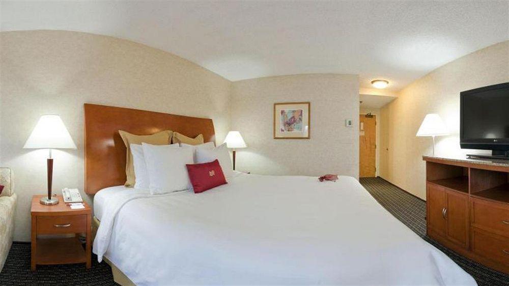 Crowne Plaza Hotel Foster City-San Mateo By Ihg Exterior photo